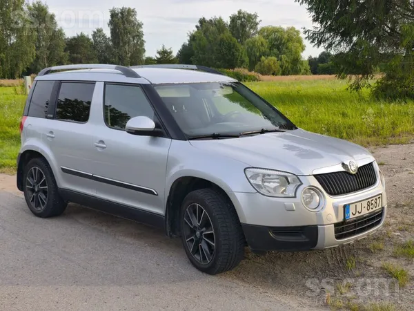 Skoda Yeti 2013, 2.0 Tdi (110 л. с. ), 5-Мкпп. Один владелец, куплена новой