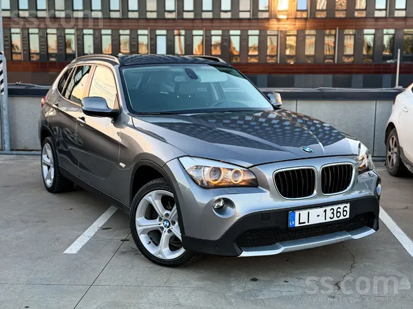 BMW X1 2012, 2.0D dīzelis, Automāts, SUV/Apvidus, Pelēks — Latvijā