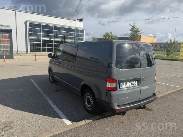 Volkswagen Transporter - 1
