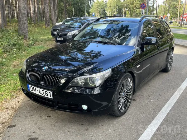 BMW 525 2006, 2.5D dīzelis, Manuāls, Universāls, Melns — Latvijā