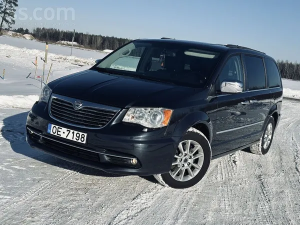 Lancia Voyager
Nesen ievests 
Dīzelis 2.8tdi 130kw
Elektriskas durvis, ba