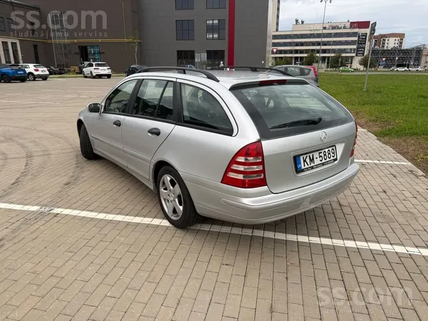 Mercedes C220 - 1