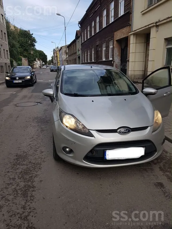 Ford Fiesta - 1
