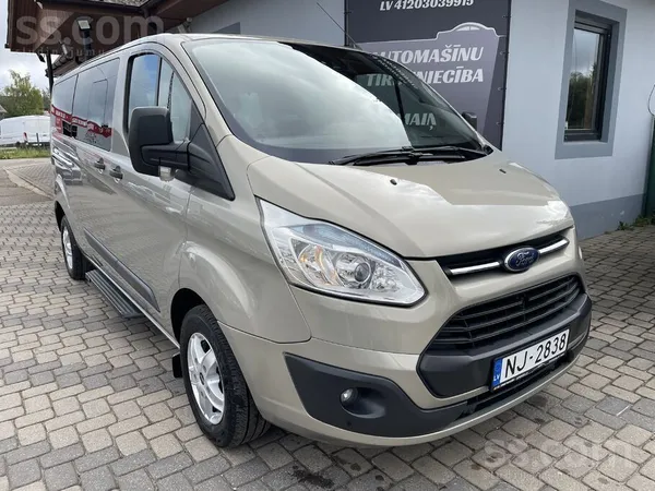 Ford 2013 Ford Tourneo Custom 2.2 Dīzeļdegviela 114kw/1