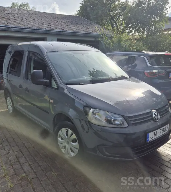Volkswagen Pārdod labi koptu VW caddy , 2014.gada. Tiek pārdo