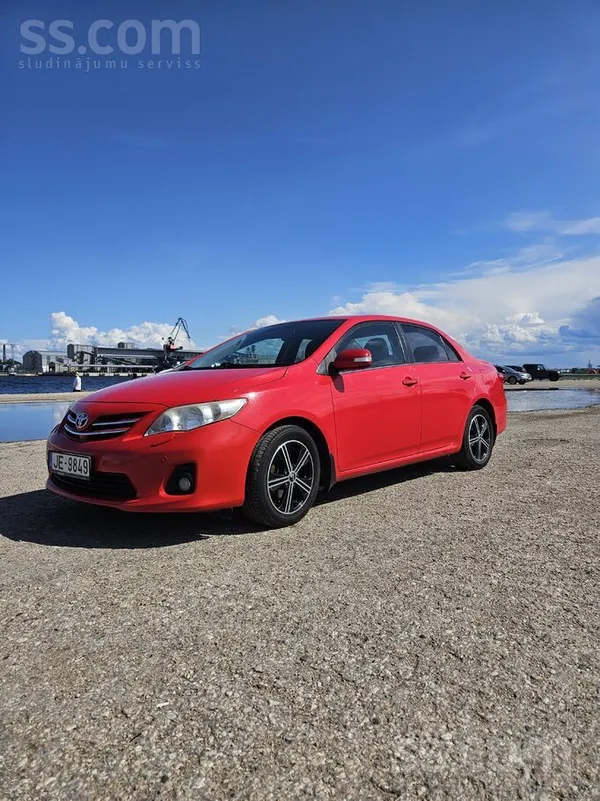 Toyota Toyota Corolla 1.6 Benzīns (132 Zs), 2013. gads