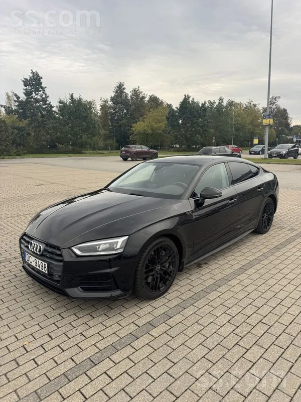 Pārdod Audi A5 Sportback 45 Tfsi quattro, 2019.gada. Auto ir uz uzņēmumu, va