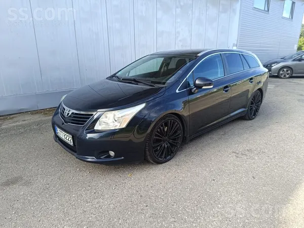 Toyota Pārdodu tikko ievestu no Vācijas Toyota Avensis 2.