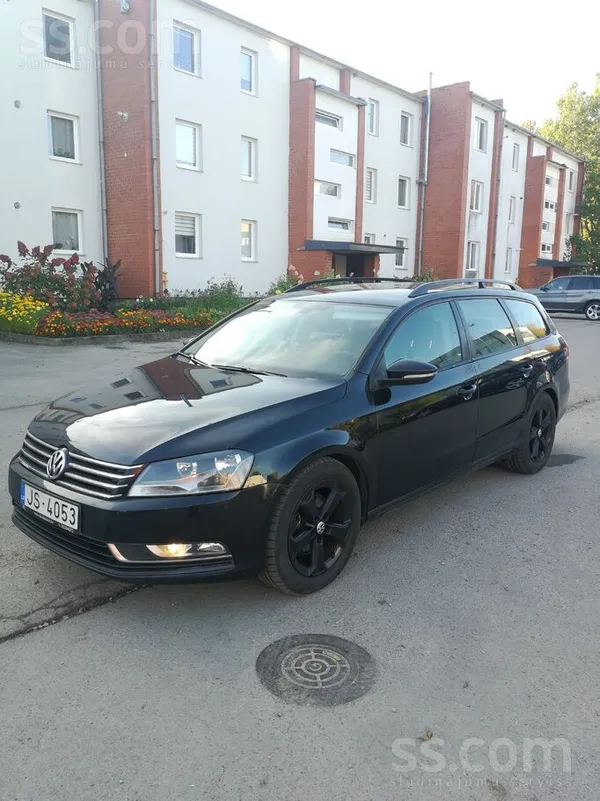 Jauna skate, bez rūsas un virsbūvas bojājumiem, automāta Dsg kārba. Labas ri