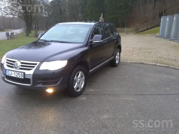 Volkswagen Touareg