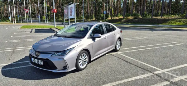 Toyota Corolla - 1