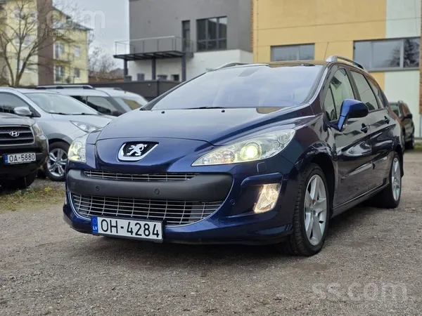 Peugeot 308 - 1