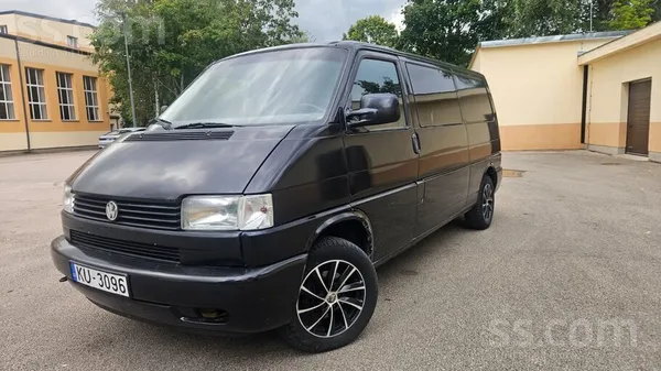 Volkswagen Pārdod Volkswagen Transporter