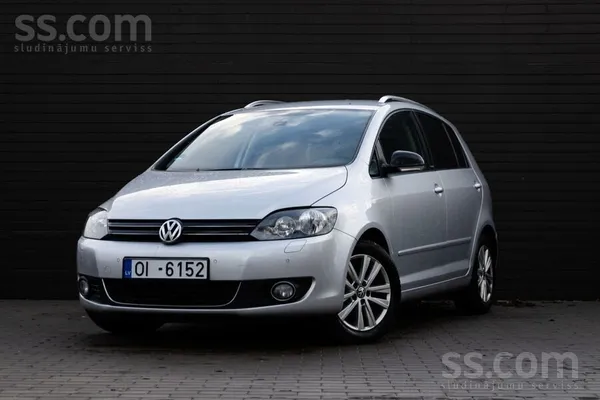 Volkswagen VW Golf Plus 2012. gada modelis ar 1.2 benzīns ar 