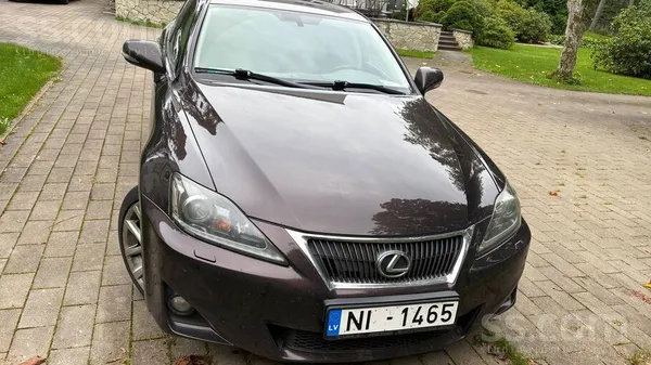 Lexus IS - 1