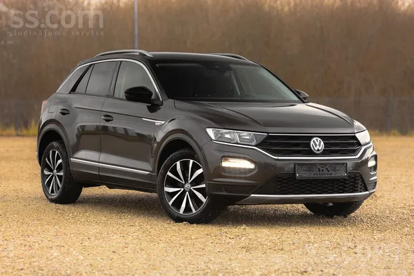 Pārdod_Volkswagen_ T-Roc_1.5Tsi(110Kw/15 0Zs). Automāts-Dsg. Facelift modeli
