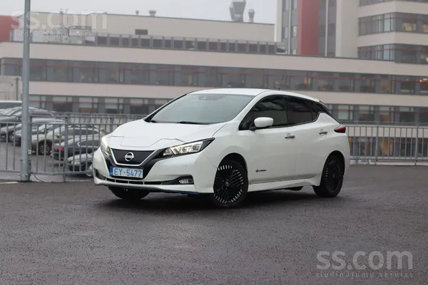 Nissan - 1