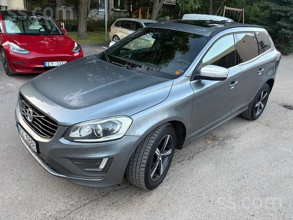 Pārdodu 2017. gada Volvo Xc60 izsmalcinātā tumši pelēkā krasa, kas lieliski