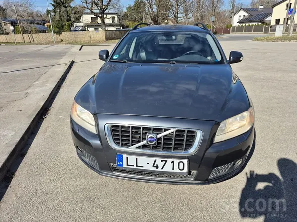 Volvo V70