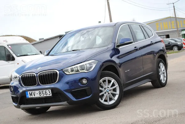 BMW X1 - 1