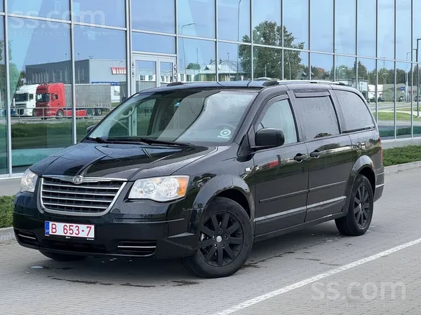Chrysler Grand Voyager - 1