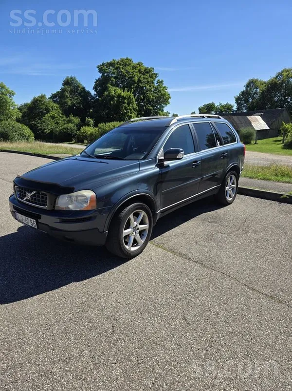 Volvo XC 90 - 1