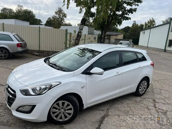 Hyundai Praktisks, ekonomisks auto ikdienai. Viss strādā,