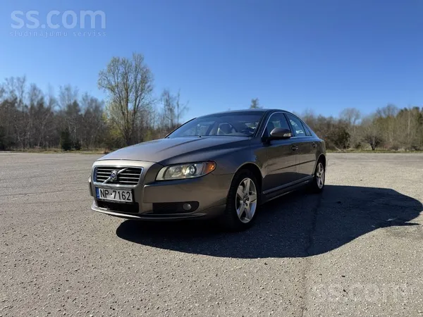 Volvo S80