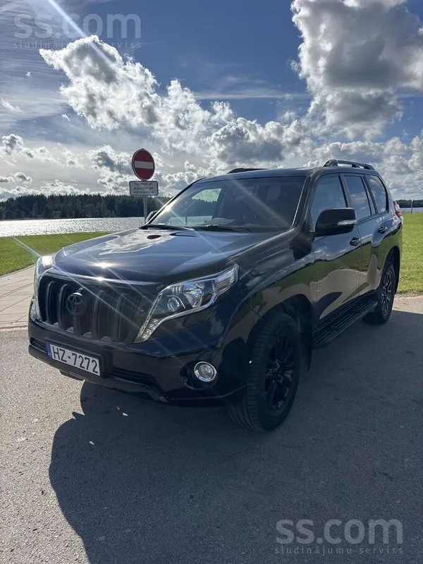 Toyota Pārdodu Land Cruiser. Jauna TA, nodoklis nomaksāts