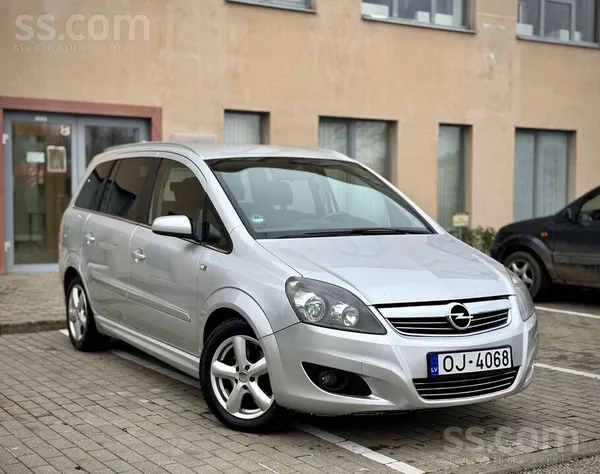 Tikko no Vācijas. Facelift 2009.g. mod. 223Tkm. 1.7Tdi 92kw-125zs. Mehānika.