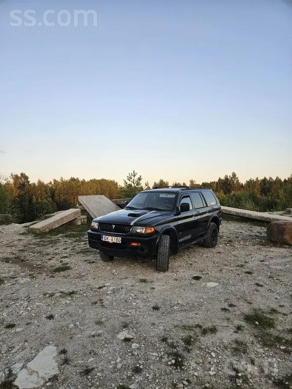 Mitsubishi Pārdodu uzticamu džipiņu, kas galvenokārt izmantot