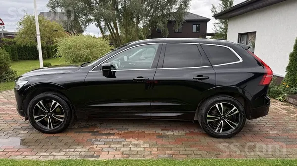 Pārdodu Volvo Xc60 B5 Mild Hybrid lieliskā stāvoklī. Daža informācija gan va