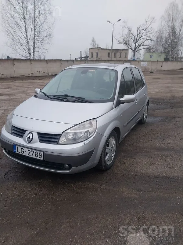 Renault Labā tehniskā stavoklī, degvielas patēriņš 6l, apj