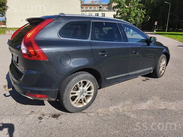 Volvo Pārdod izcilu ģimenes auto Xc60 2.4D 4x4 120kw. La