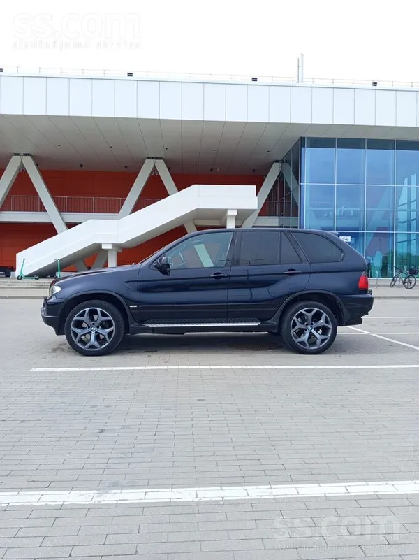 BMW X5