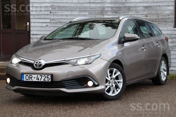 Toyota Toyota Auris, 1.6d (82Kw / 112Zs) dīzelis. Pirmās 