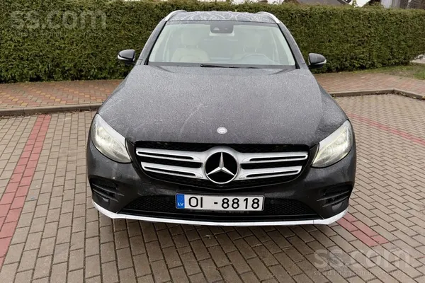 Mercedes Benz Glc 4Matic ar Amg eksterjera pakotni. 

- Atmiņas pakete (va