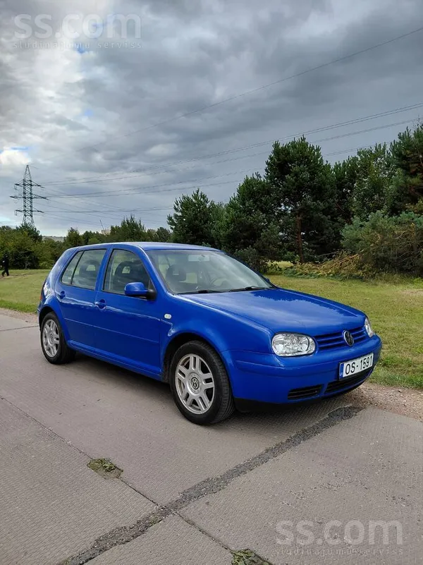 Volkswagen Golf 4 - 1
