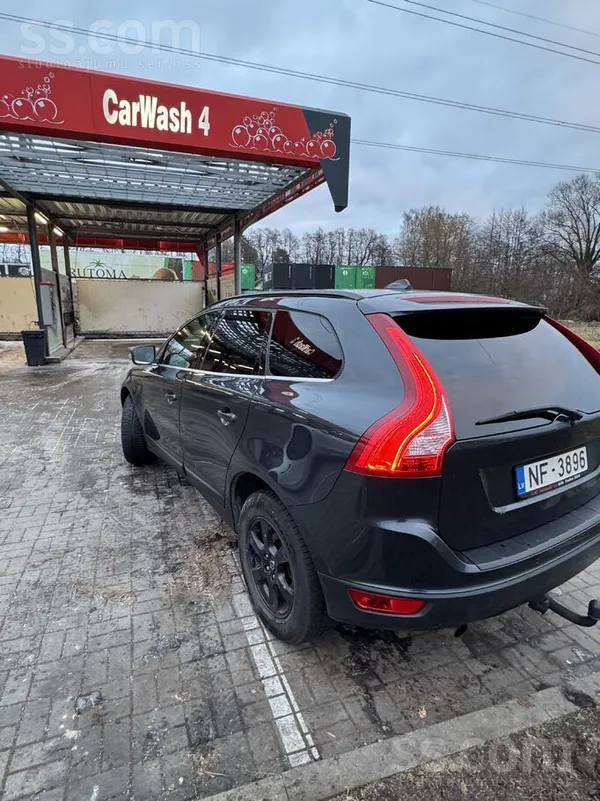 Продается ухоженная и обслуженная XC 60, с надежным 2.0Д 120кВ двигателем
С