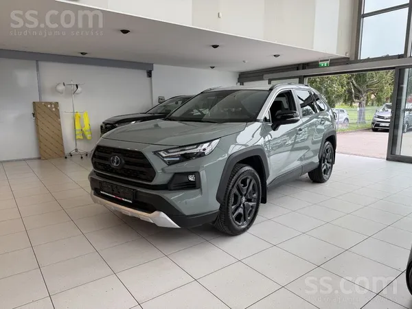 Toyota RAV 4 - 1