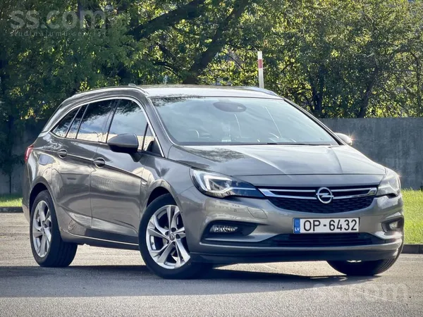 Opel Opel Astra K ar 1.6 dīzeļa 81kW dzinēju un bagātīg