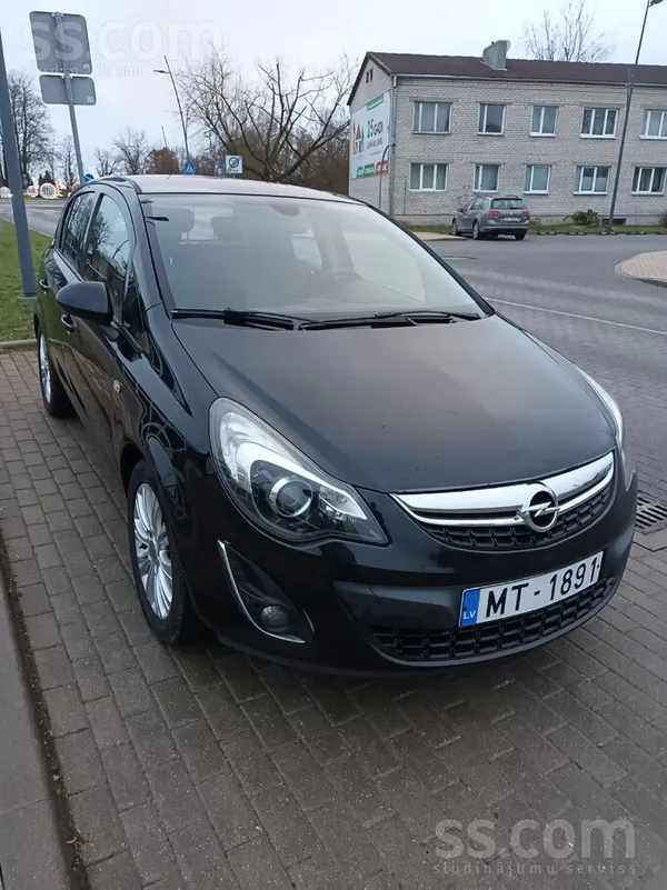 Pārdodu Opel Corsa Opc pakotne 1.7cdti (96Kw/130Zs). Divas atslēgas. Bagāts