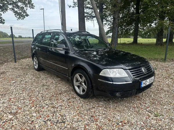 Volkswagen Passat (B6) - 1