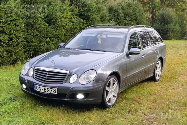 Mercedes 211 Facelift Elegance versija elegantajā antracīta krāsā ar milijon