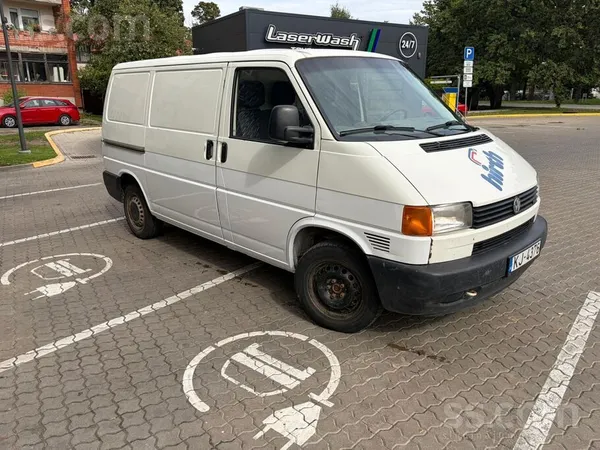 Volkswagen Transporter - 1