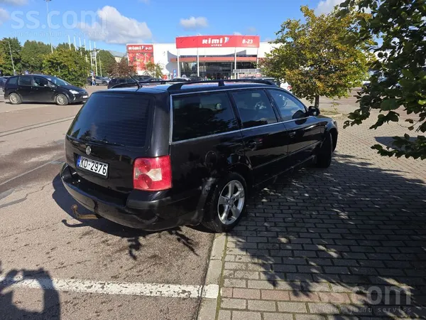 Privātpersona pārdodu savu uzticamo passatu. Ir skate svaiga un nodokļi noma
