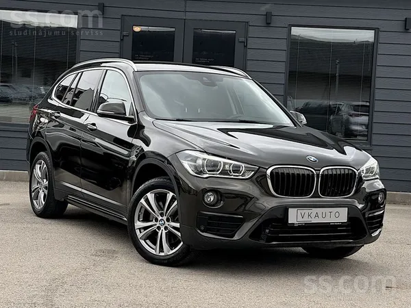 BMW X1 - 1