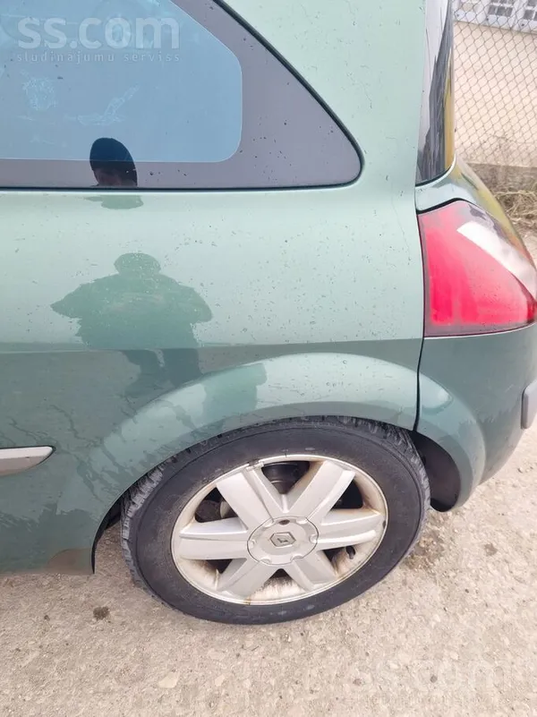 Renault Megane - 1