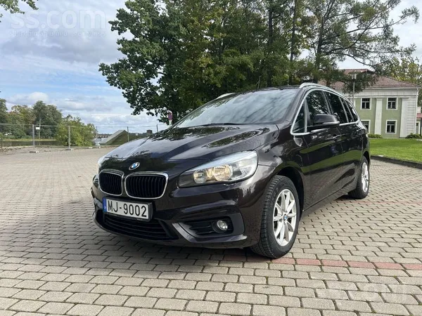 BMW 216 - 1