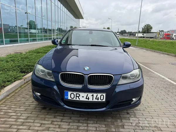 Продаю BMW в отличном состоянии. Только что из Германии. Сделал полное обслу